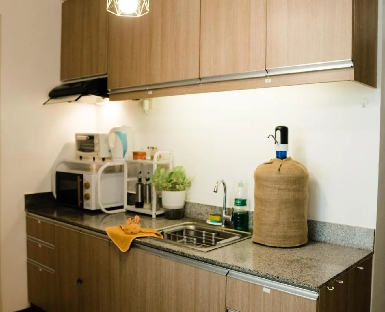 Ar01 Peaceful & Quiet 1Br Condo W Pool Access Tv&Wifi Davao City 0*,  Filipíny