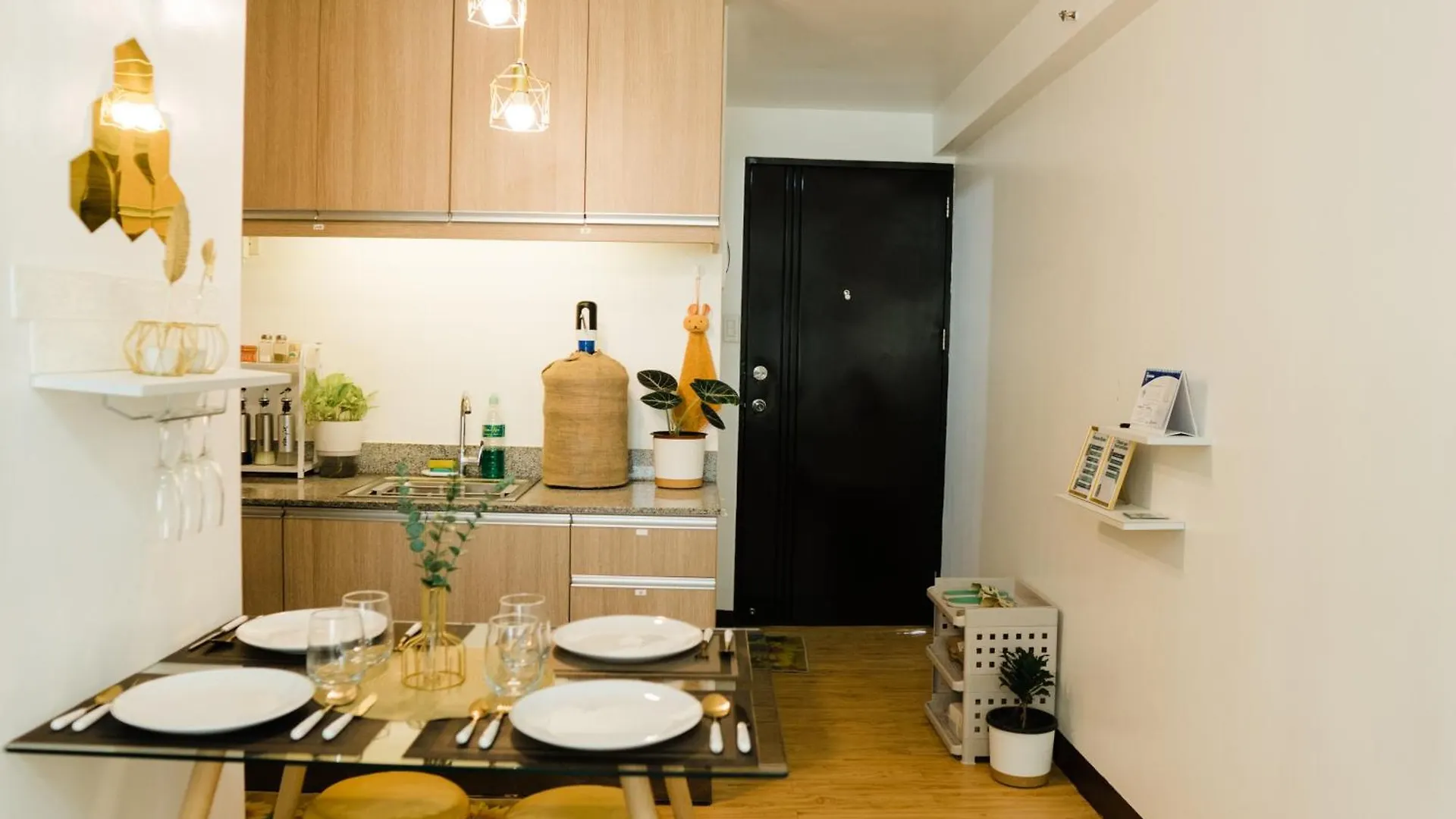 Ar01 Peaceful & Quiet 1Br Condo W Pool Access Tv&Wifi Davao City 0*,  Filipíny